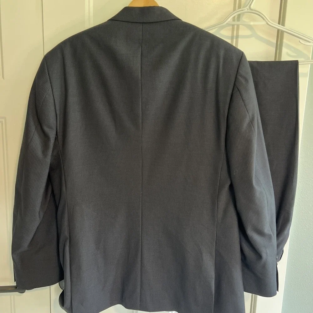 Kenneth Cole Reaction 2pc Dark Gray Suit Men's 42R 36x30